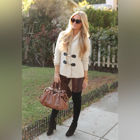 Miu Miu Vitello Lux Bow Bag Satchel - Picture 17 of 17